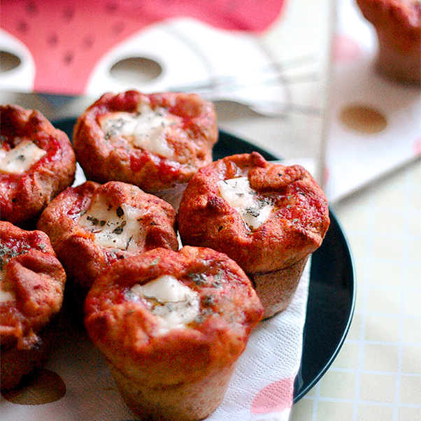 Sfiziosi muffin alla pizza