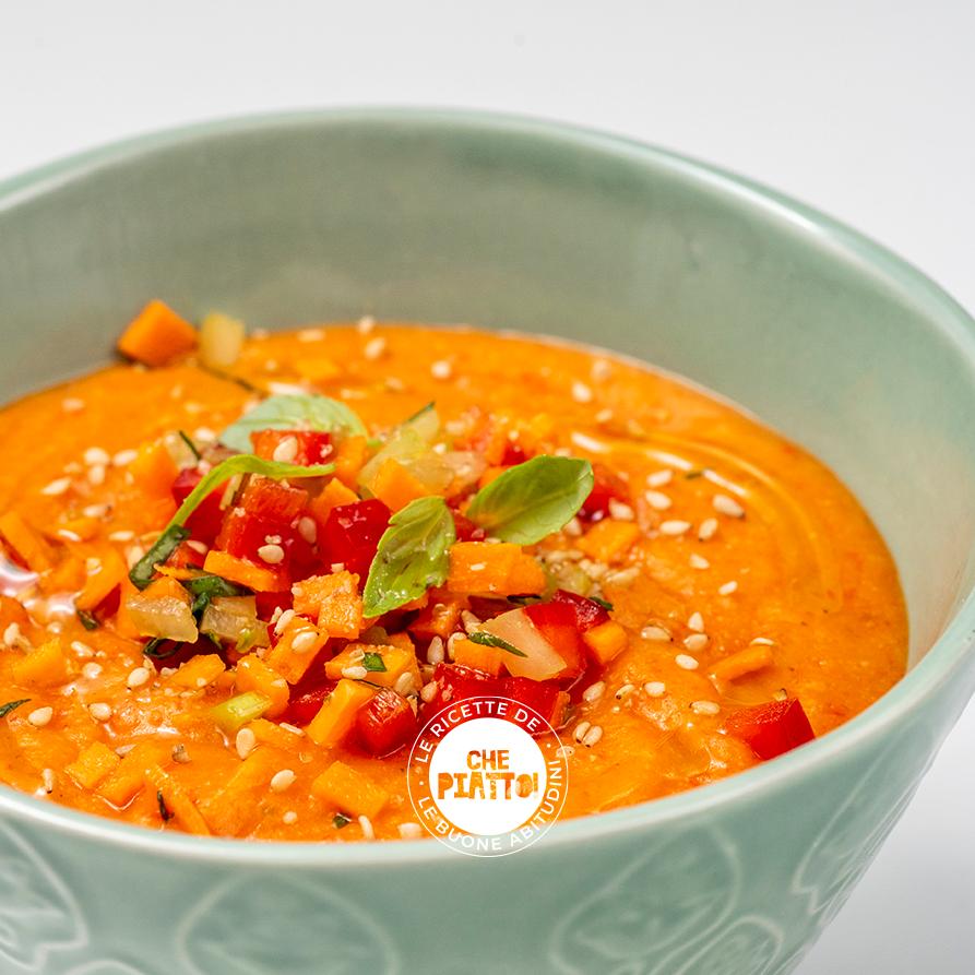 Pappa di peperoni e lenticchie con dadolata di verdure estive