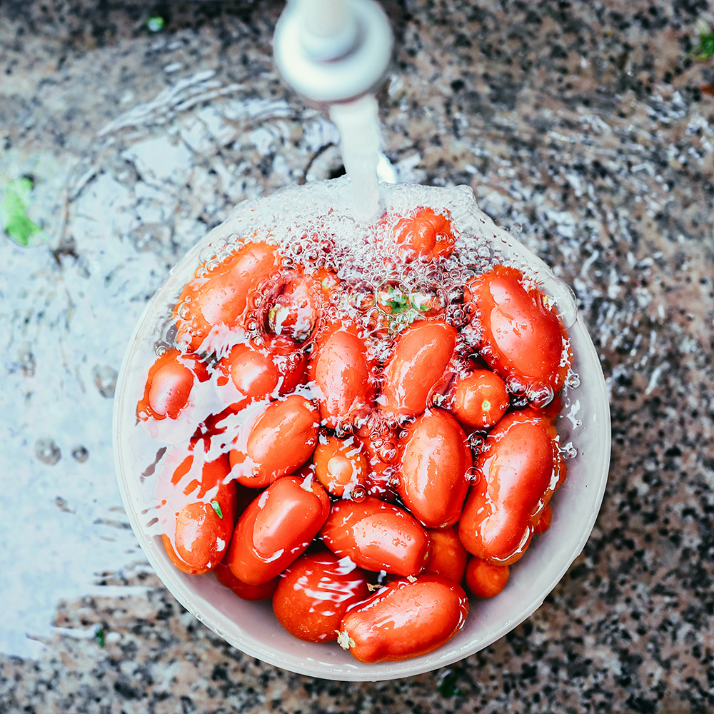 Come lavare correttamente la verdura e la frutta a casa